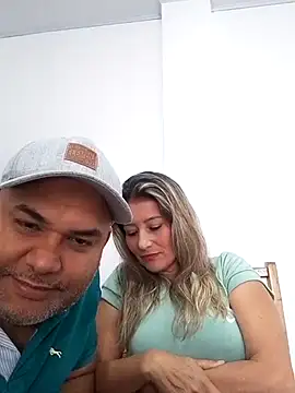 wessAndSandri online show from February 3, 7:40 pm