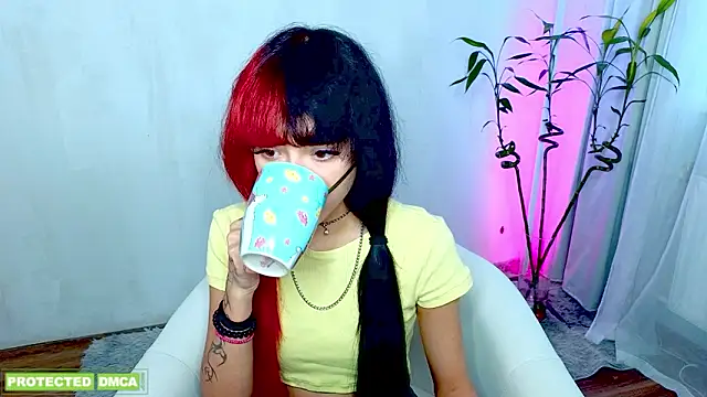   Amiraa online show from March 4, 12:56 pm