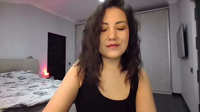 EllieSoft online show from April 14, 8:25 am