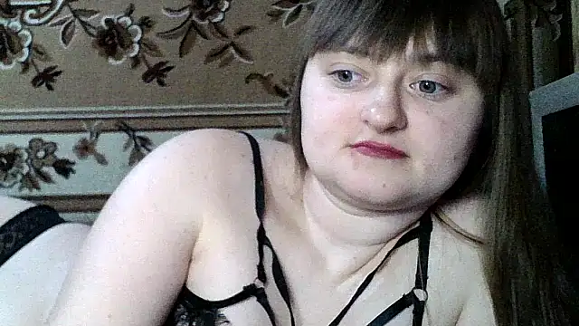 LuckyLust15 online show from February 1, 7:12 pm