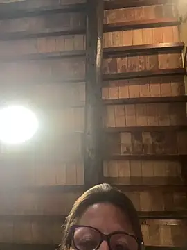 missgirl88 online show from March 2, 8:32 am