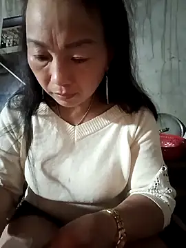 baby 112233 online show from April 16, 9:39 pm