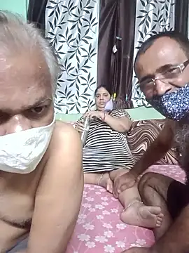 HoneyHush online show from March 25, 5:27 pm