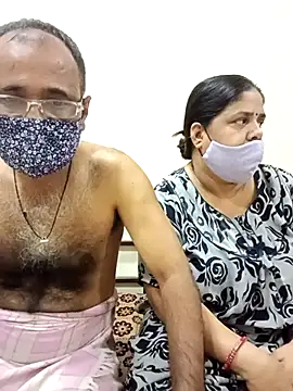 HoneyHush online show from April 4, 10:36 am