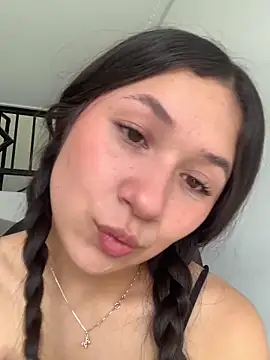 DULCE MARIA EF online show from February 27, 1:11 pm