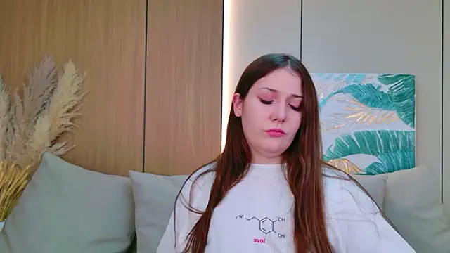 Anora Mills online show from March 31, 5:51 am