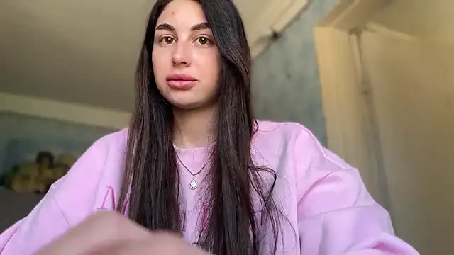 LiluMartiznir online show from April 15, 10:38 am