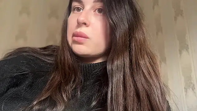 LiluMartiznir online show from April 12, 1:03 pm