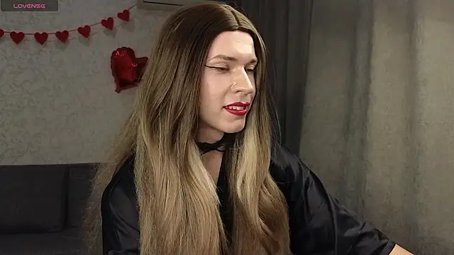 Anna inHear online show from February 19, 7:02 pm