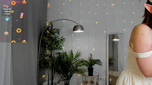 Crystal lovley online show from March 26, 9:38 pm