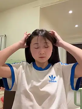 LXR77887 online show from March 19, 11:36 am