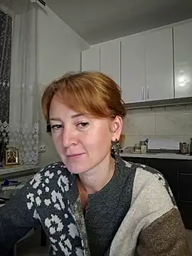 LanaBananaa  online show from March 4, 11:00 pm