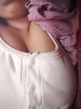 bigdady112 online show from April 2, 2:31 am