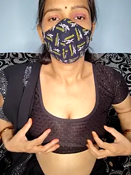 Cute Neha0725 online show from April 2, 7:39 am