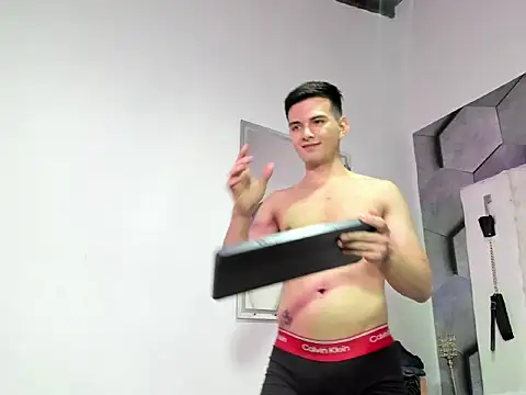GoldenBoyM online show from May 2, 3:54 am