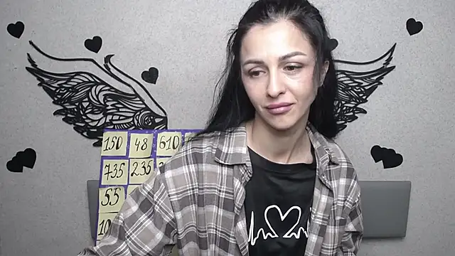 EvaClarkk online show from June 1, 5:09 am
