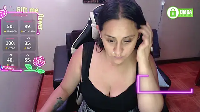 MeliisaRobers online show from February 21, 9:32 am