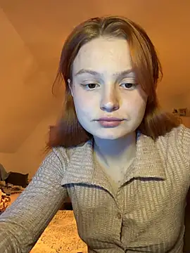 mad girlygirl online show from February 6, 8:34 pm