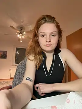 mad girlygirl online show from February 21, 9:26 pm