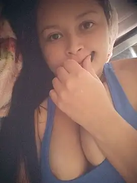 brunaahot online show from June 16, 6:09 pm
