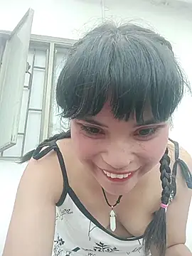 Maggyx online show from April 15, 3:12 pm