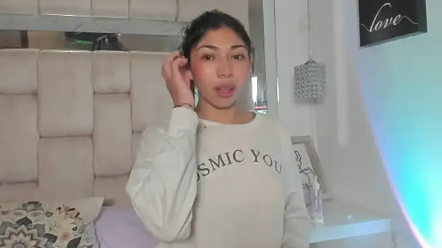 Eva cute7 online show from March 28, 9:31 am