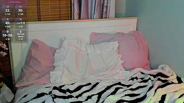 LustfulBambi online show from April 11, 12:39 am