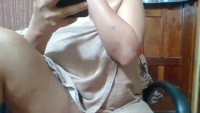 JUICY T online show from March 27, 8:26 am