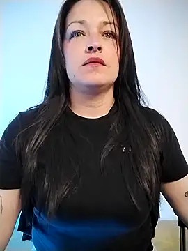 Ivanna Greey1 online show from February 13, 9:49 pm