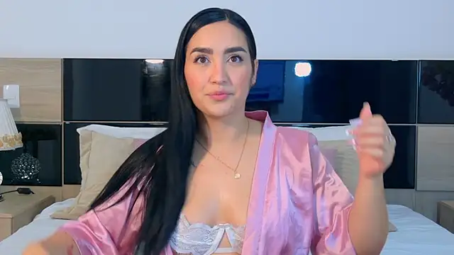 MaraGrief  online show from April 5, 2:43 am