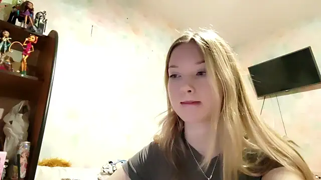 TiaBIanks online show from February 27, 2:06 pm