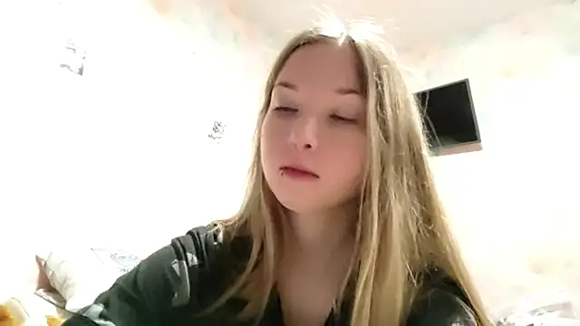 TiaBIanks online show from February 20, 1:34 pm