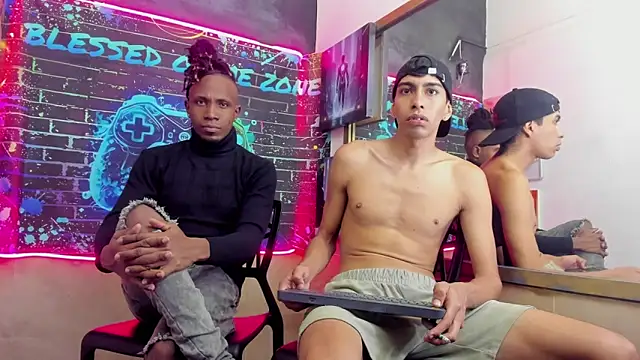 Jeanpieroo26 online show from April 14, 8:09 pm