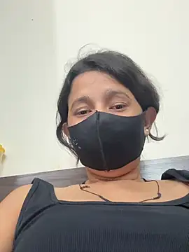 raavigirl online show from March 15, 8:22 pm