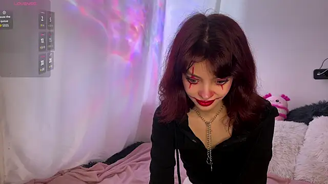 CassyVixen online show from April 1, 4:37 pm
