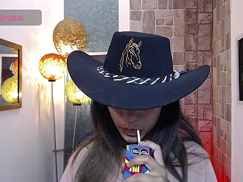 Scarleet miaa online show from February 25, 7:12 pm