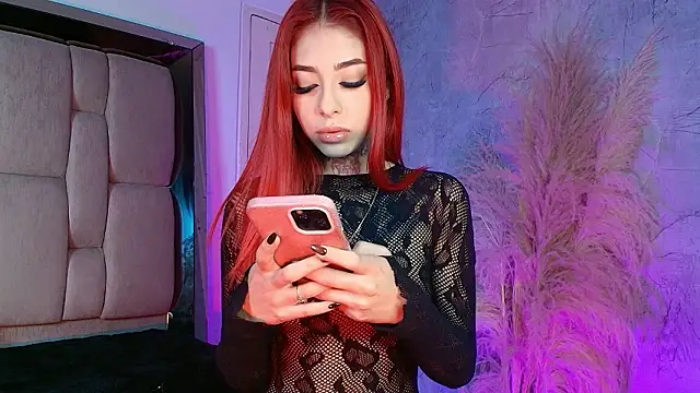 REDS VELVET online show from February 12, 4:03 am