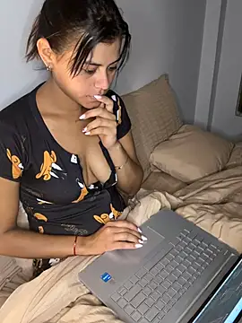 RachelWeisz  online show from February 12, 11:01 am