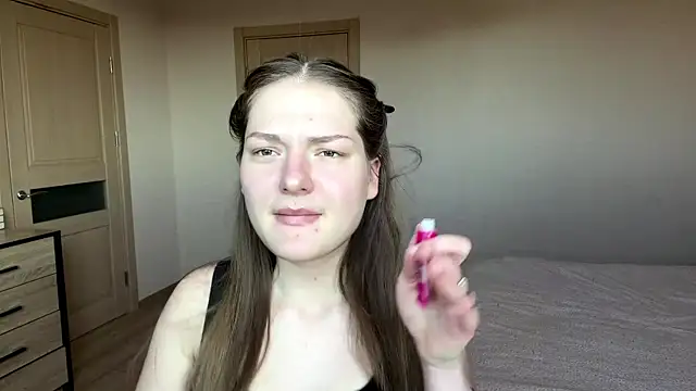 Milayouknow online show from April 5, 2:16 pm