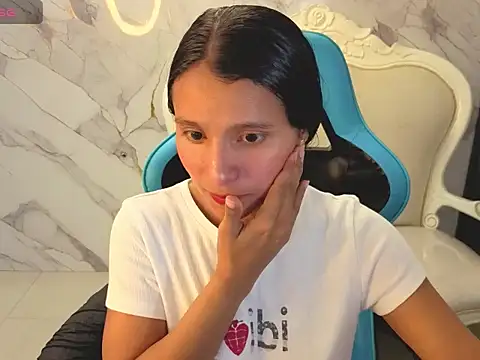 Cataleya23 a online show from April 13, 7:47 pm