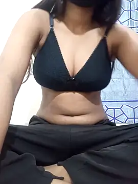 Cute Queen Noor online show from February 21, 9:37 pm