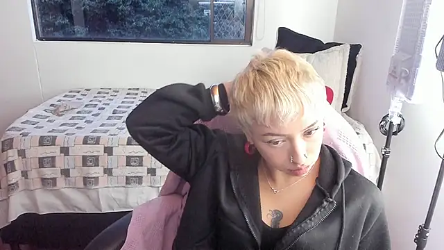  AbbyIce online show from March 30, 11:04 pm