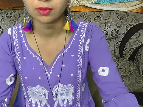 its-nayera online show from April 15, 4:02 am