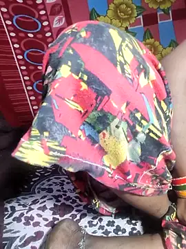 PRIYAGOYAL online show from February 12, 6:42 pm