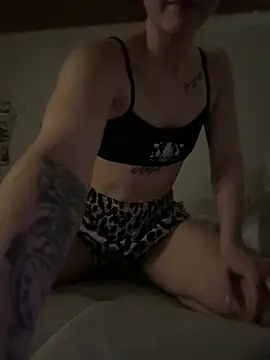 LaraHolt online show from February 25, 7:34 pm