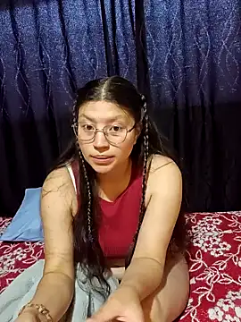 Monroe0303 online show from March 18, 10:26 pm