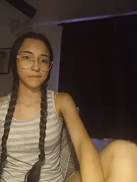 isaaabelaaa online show from March 18, 7:52 pm