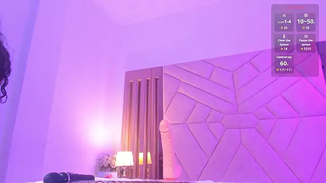 NicoleJons  online show from June 7, 2:24 pm