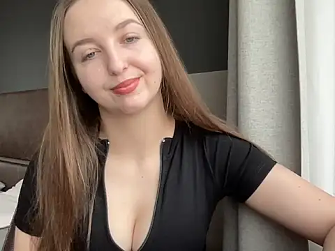 CharlotteXGold online show from March 8, 8:07 am