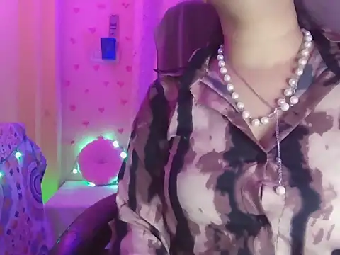 your-ayra online show from April 8, 2:03 am